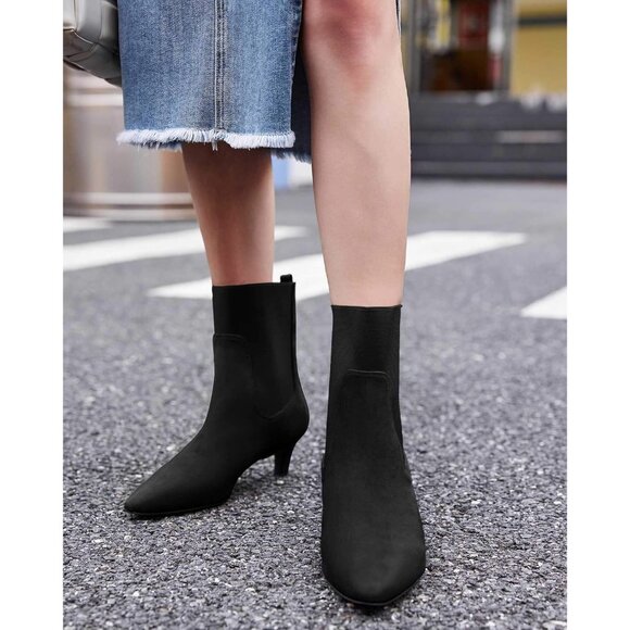 Women's Black Ankle Low Kitten Heel Pointed Toe Slip On Dressy Winter Booties - Picture 3 of 6